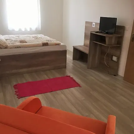 Apartment Promenad Velky Meder