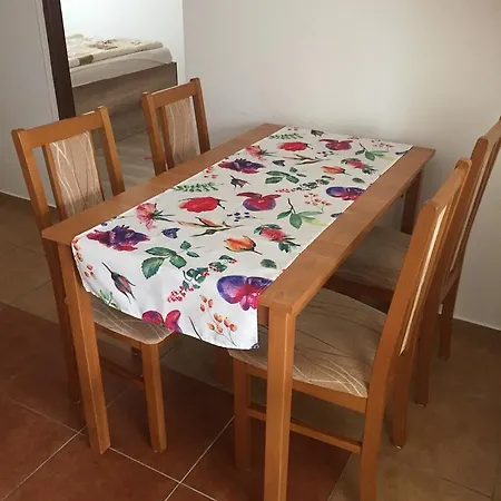 Promenad Apartment